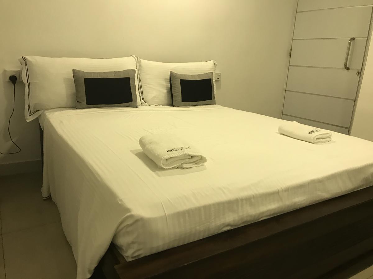 インパラ シティ ホテル アンド ホステル キャンディ 50 キャンディー エクステリア 写真